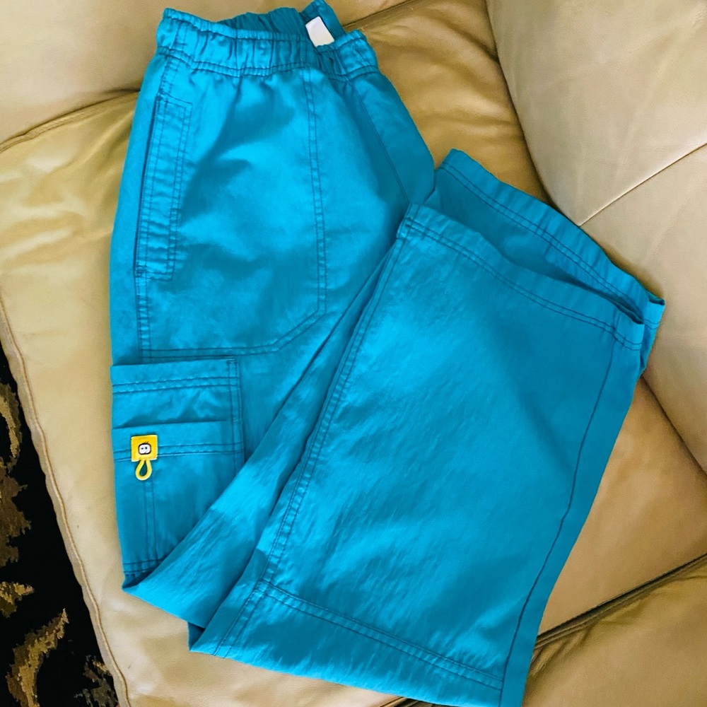 Scrub pants